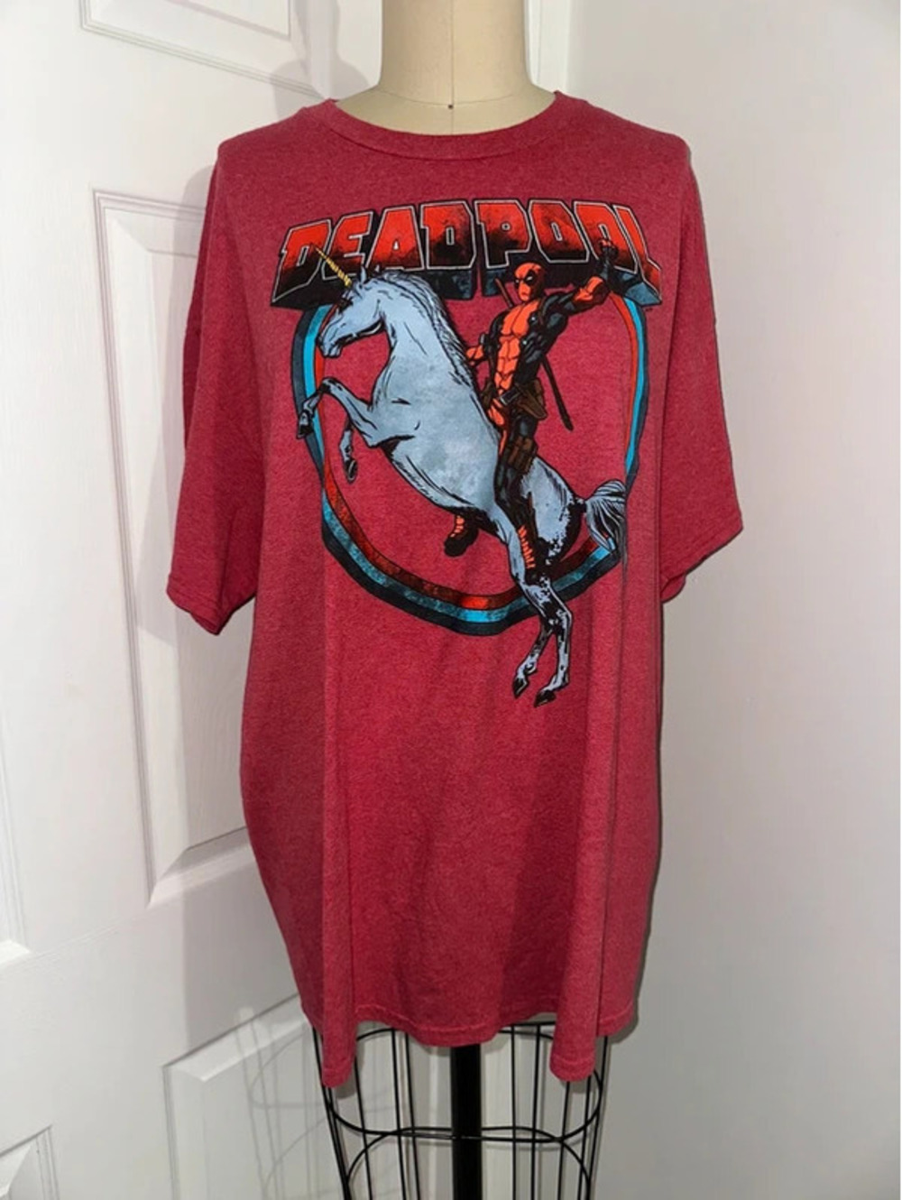 Deadpool Marvel "Riding a Unicorn" Y2K Graphic T-Shirt XL